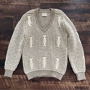 Gaeltarra Aran women? Knitted tan chunky fisherman V neck sweater Ireland 38 S